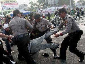 demonstrasi-kenaikan-bbm-di-medan