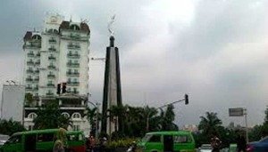 Walikota Bogor Janji Pangkas Hotel Amarossa