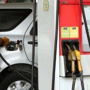 Harga Premium di Jawa, Madura dan Bali Naik Jadi Rp 7.400/Liter, Solar Rp 6.900/Liter Harga Premium di Jawa, Madura dan Bali Naik Jadi Rp 7.400/Liter, Solar Rp 6.900/Liter