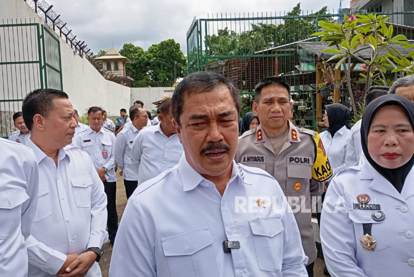 Buntut Dugaan Pemerasan Puluhan WN China, Menteri Imigrasi Copot Semua Pejabat di Soetta