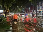 Hujan Lebat Picu Banjir dan Longsor di Bogor, 1 Rumah Roboh Hujan Lebat Picu Banjir dan Longsor di Bogor, 1 Rumah Roboh
