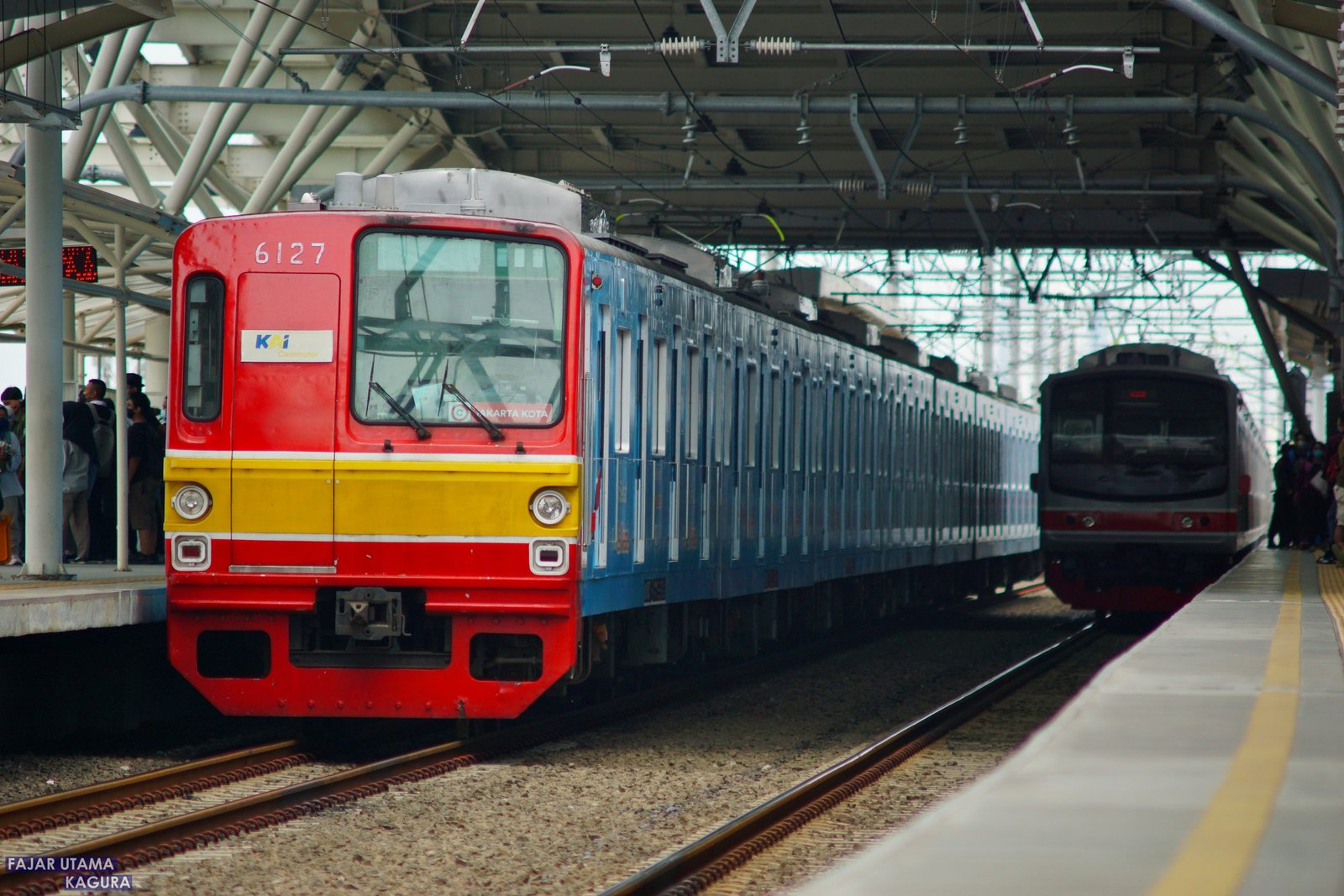 KRL Bogor-Jakarta Kota Anjlok, Ini Rute Alternatif Terbaru KAI Commuter