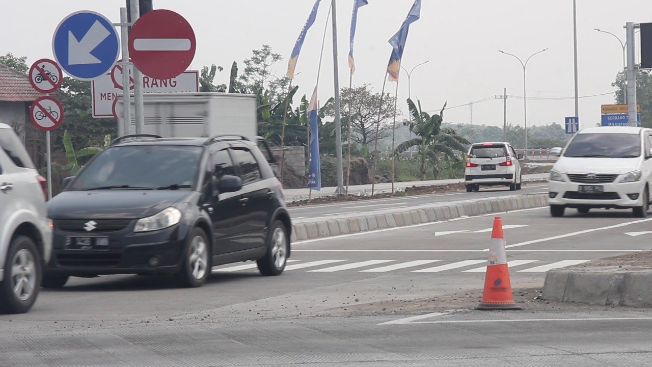 Kisah Tetangga di Kontrakan Mie Kimia Bogor: Siang Sepi, Malam Sibuk