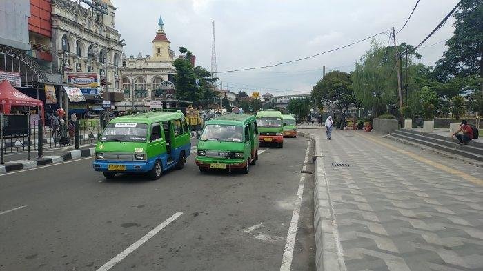 Arus Lalu Lintas di Simpang RSUD Kota Bogor Kian Macet, Angkot Ngetem Seenaknya