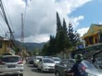 Arus Satu Arah di Jalan Raya Puncak Bogor Bikin Pemotor Nyasar ke Tol